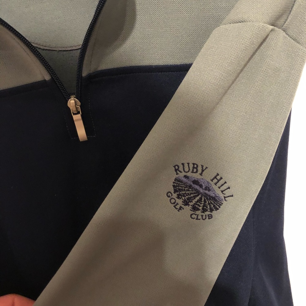 Golf Pullover - Picture 3 of 4